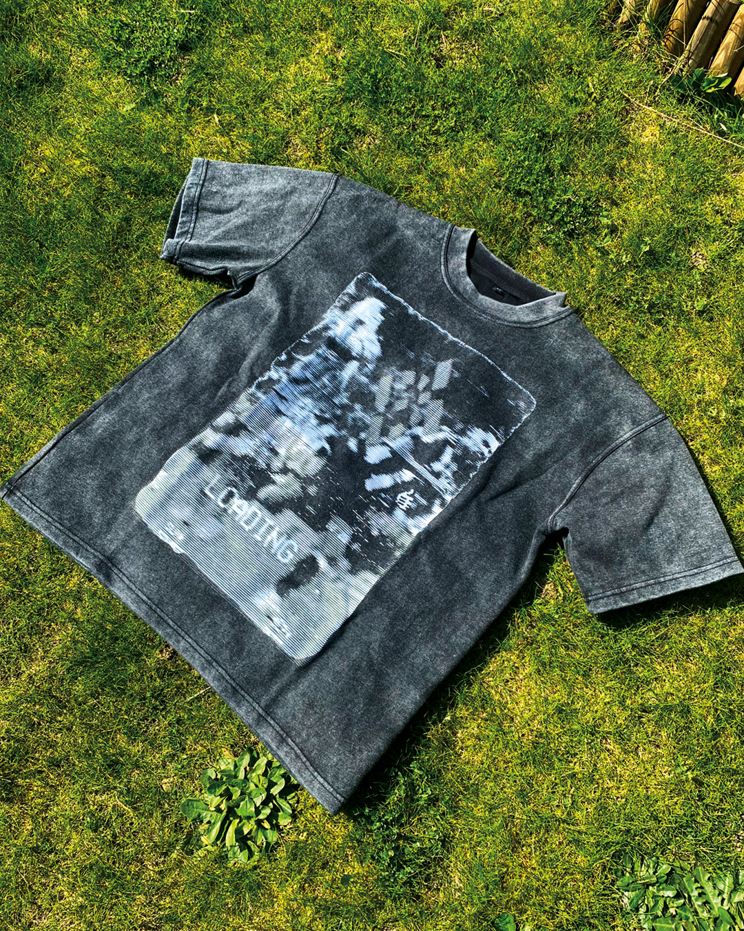 DT Isak Oversize Washed Tee